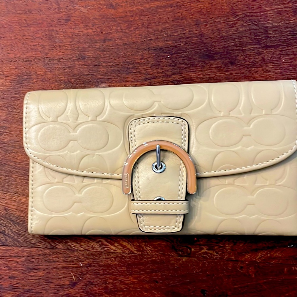 Coach wallet